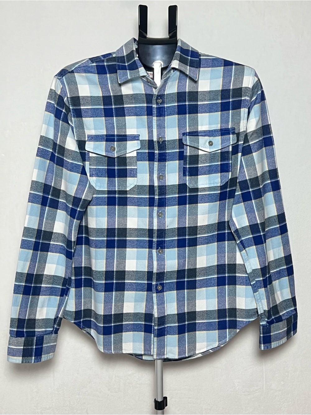 MERONA Blue White Yellow Plaid Button-Up Long Sleeve Flannel Shirt - size M